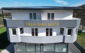 Villa Park Ravne